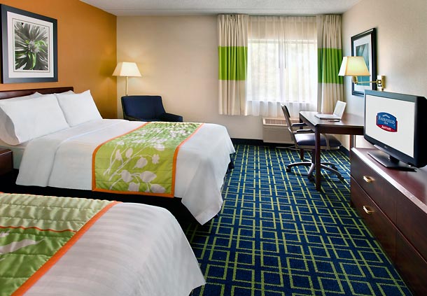 Images Fairfield Inn by Marriott Amesbury