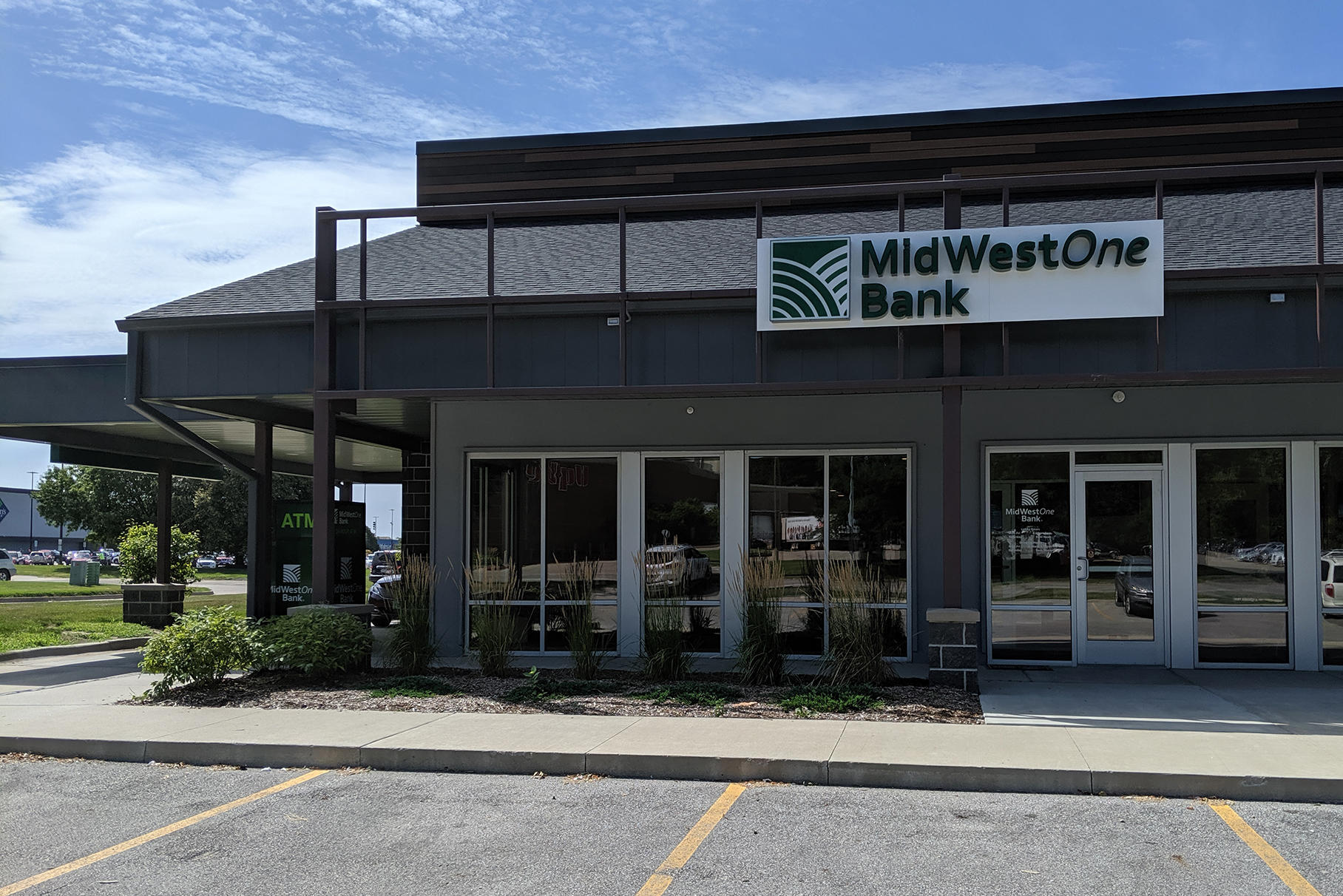 MidWestOne Bank Photo