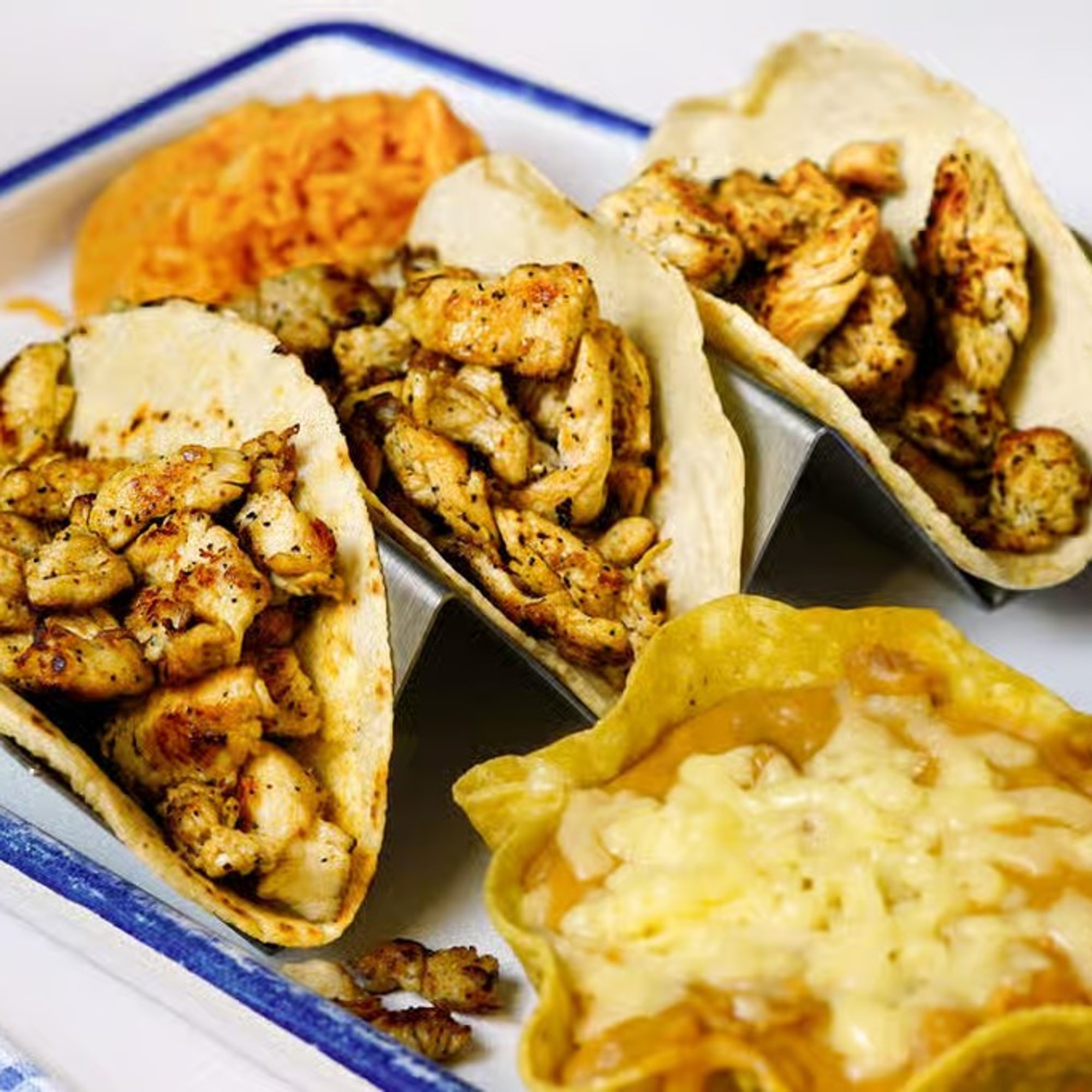 Tacos De Pollo Asado