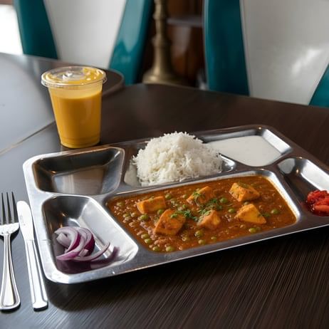 Mutter Paneer