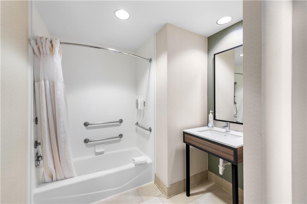 Hilton Garden Inn Overland Park Image