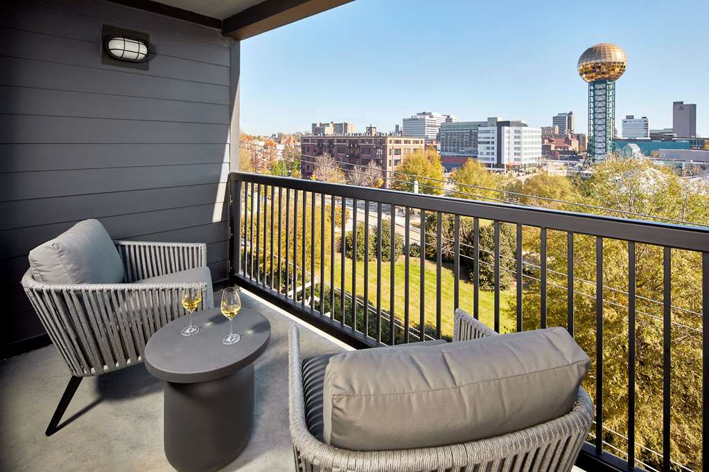 Cumberland House Knoxville, Tapestry Collection by Hilton Image