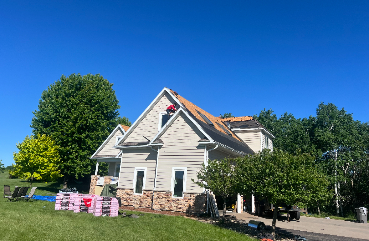 D C Roofing Inc Image