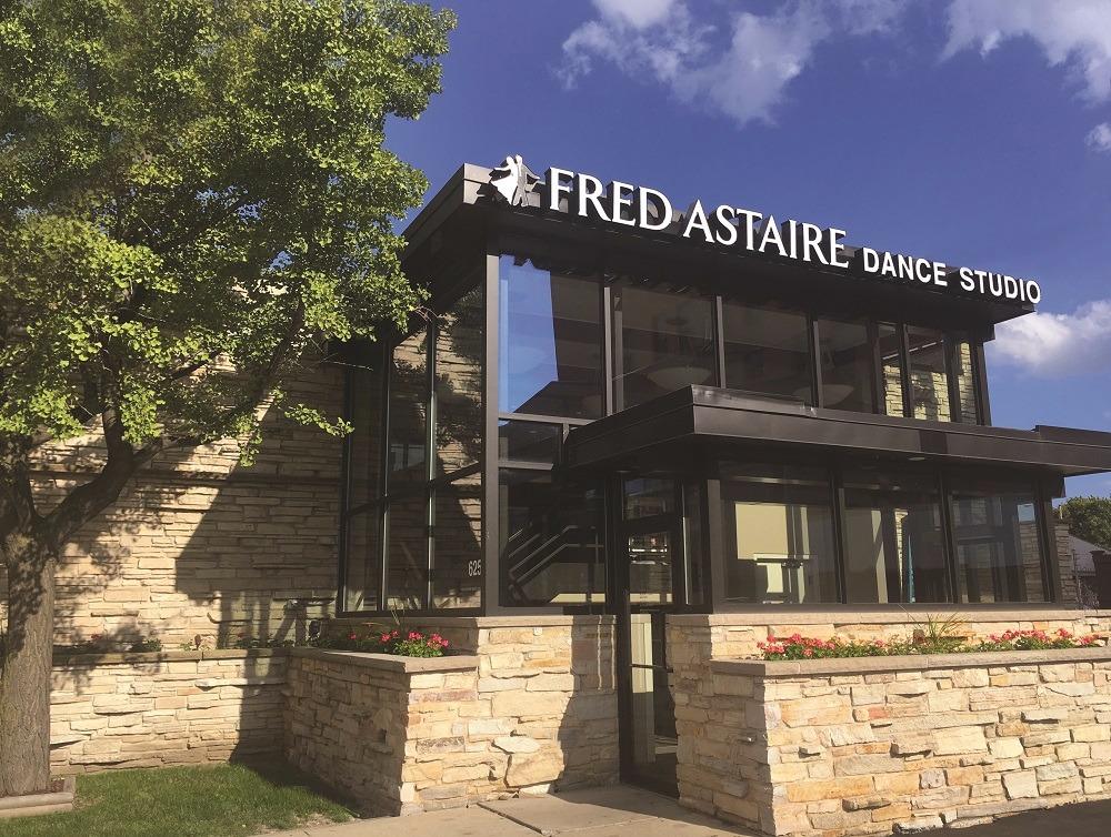 Fred Astaire Dance Studios - Milwaukee Photo