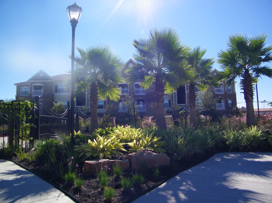 Carrington at Park Lakes Apartments in Humble, TX (832) 4123...