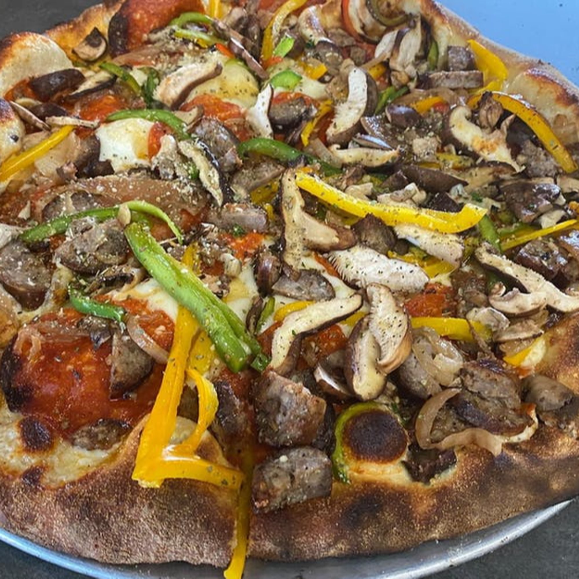 Deluxe Red Sauce Cauliflower Pizza