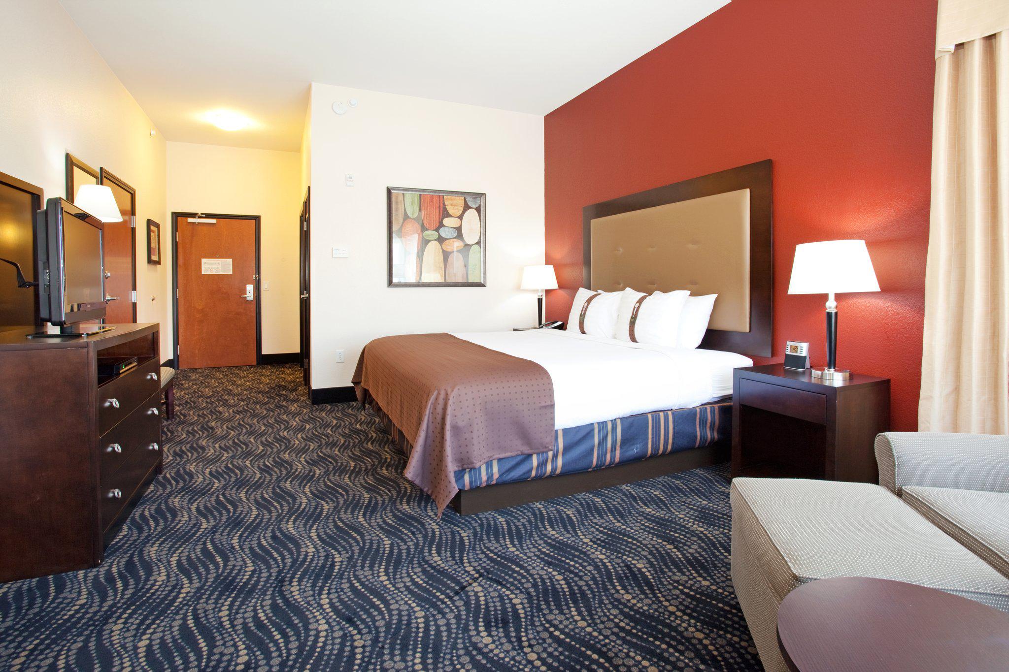 Holiday Inn & Suites Grand Junction-Airport Photo