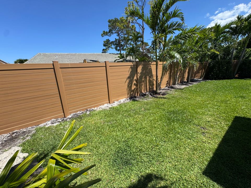 Top Rail Fence Pompano Beach Image