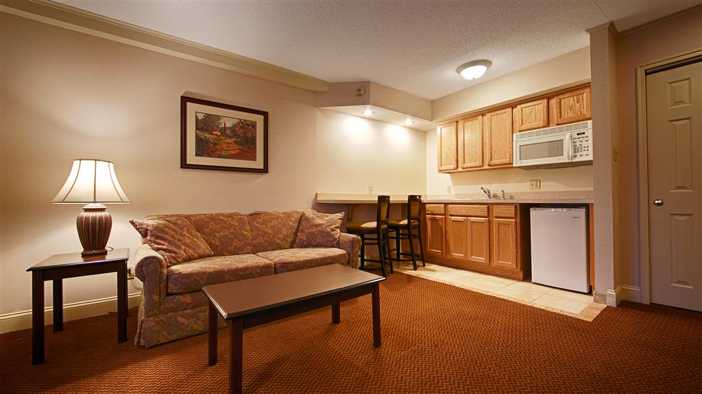 Best Western Hazleton Inn & Suites Image