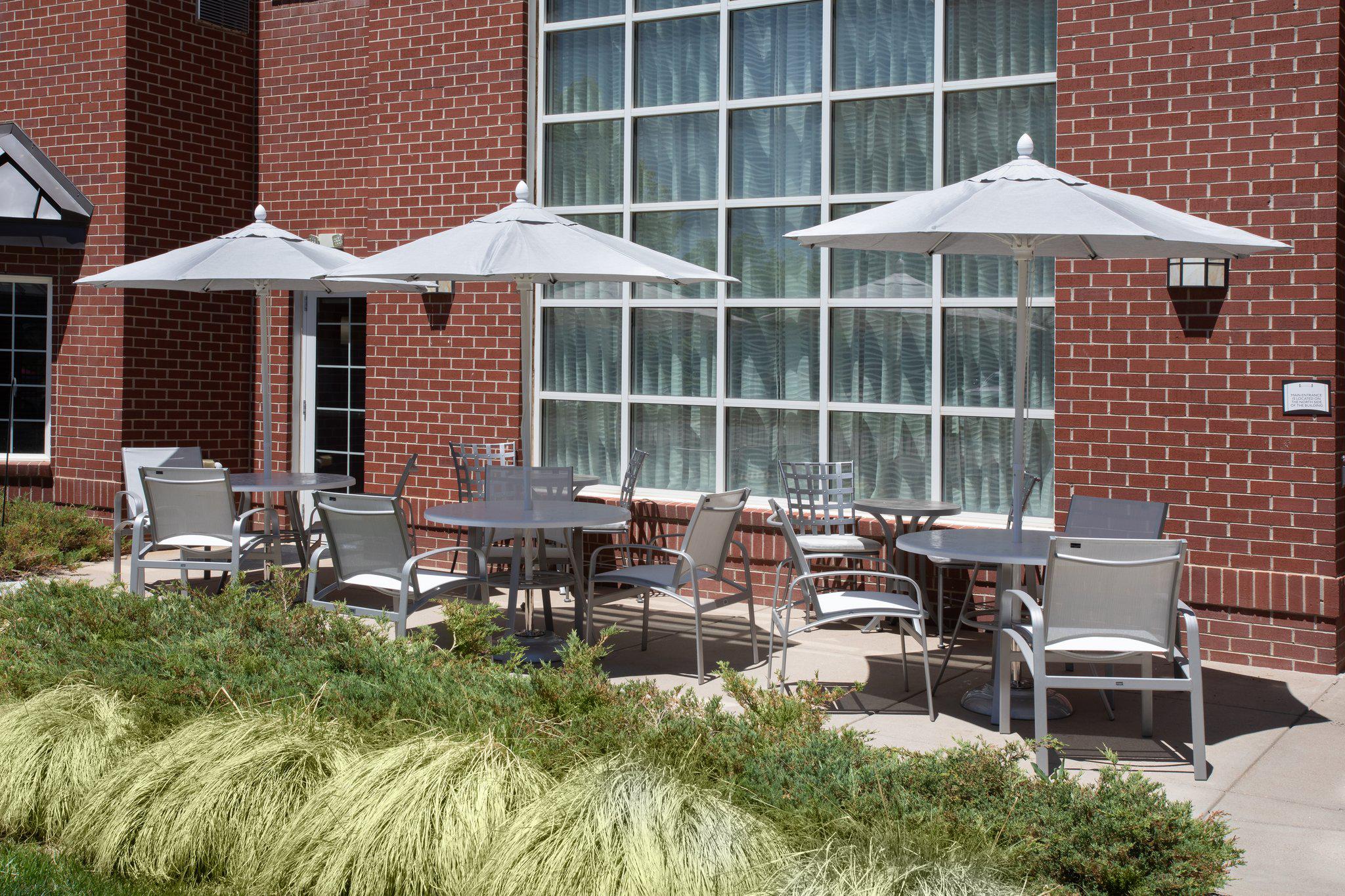 Staybridge Suites Denver International Airport Photo