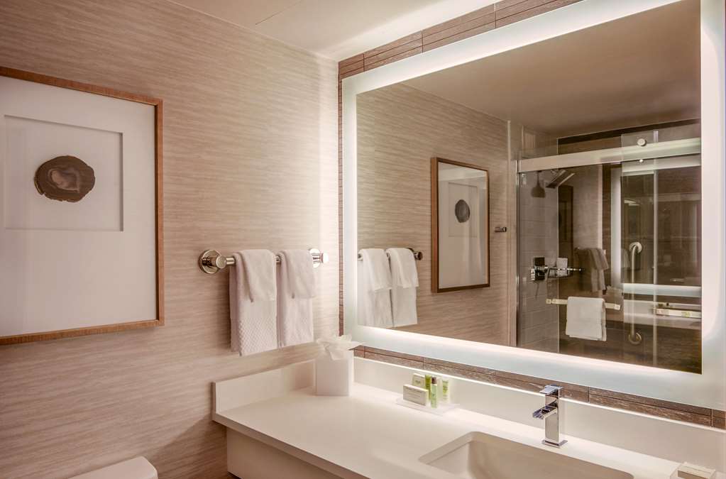 Hilton Denver City Center Image