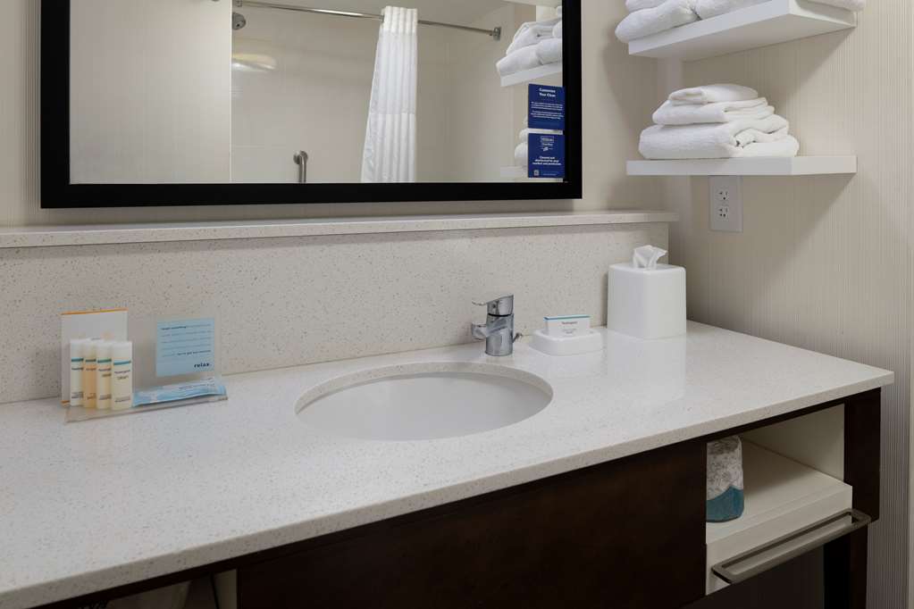 Hampton Inn Columbia Image