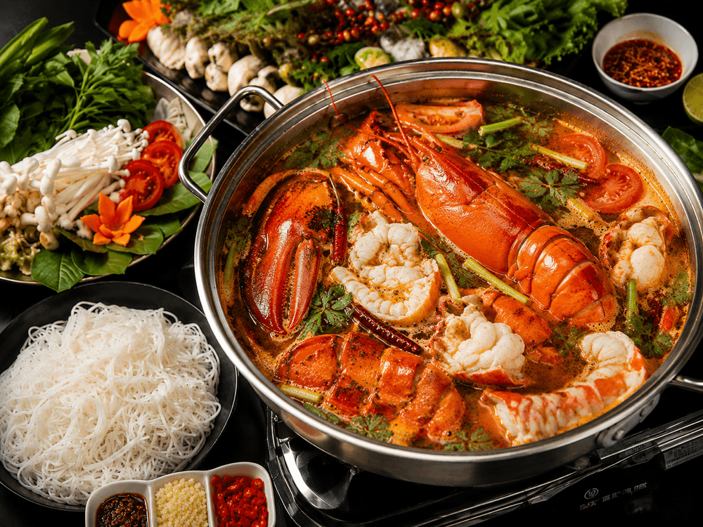 Lobster Hot Pot (Lau Tom Hum)
