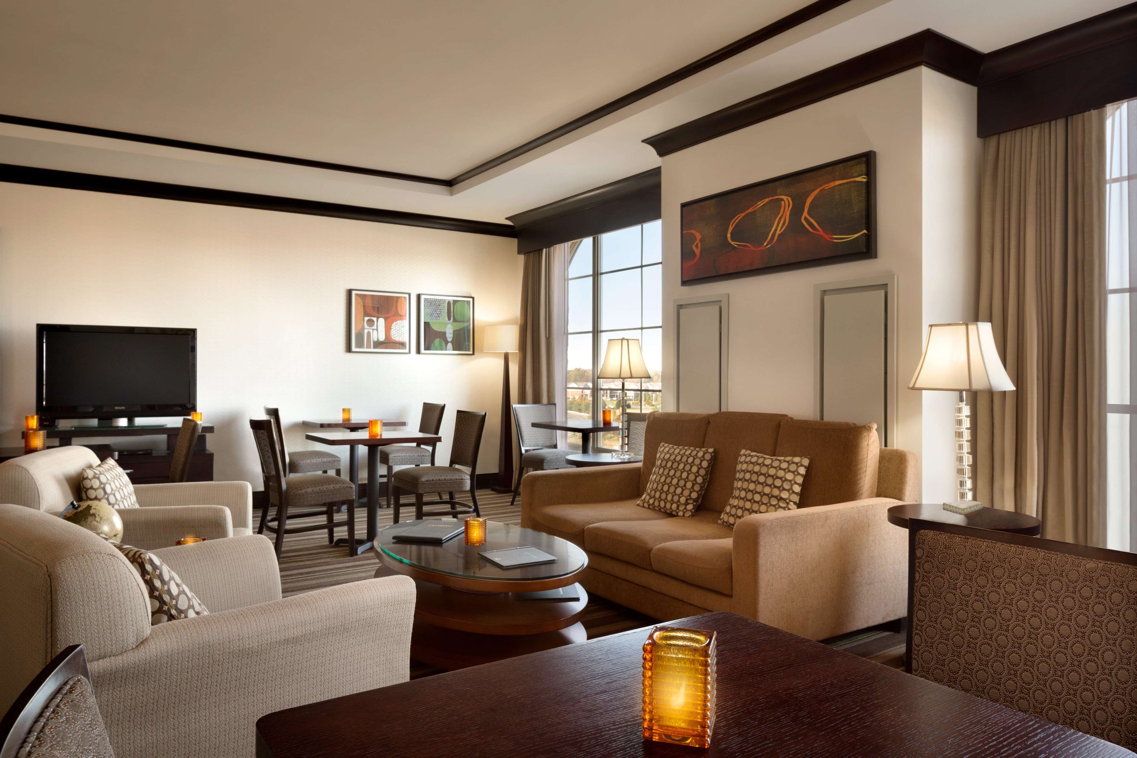 Hilton Columbus/Polaris Photo