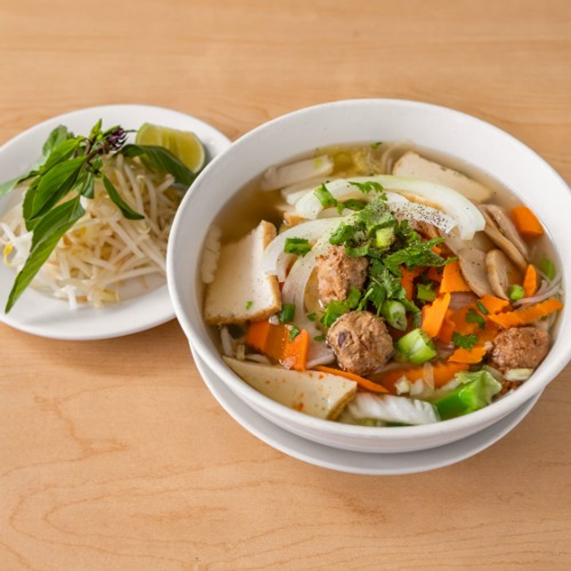Pho (Traditional Vietnamese Soup)