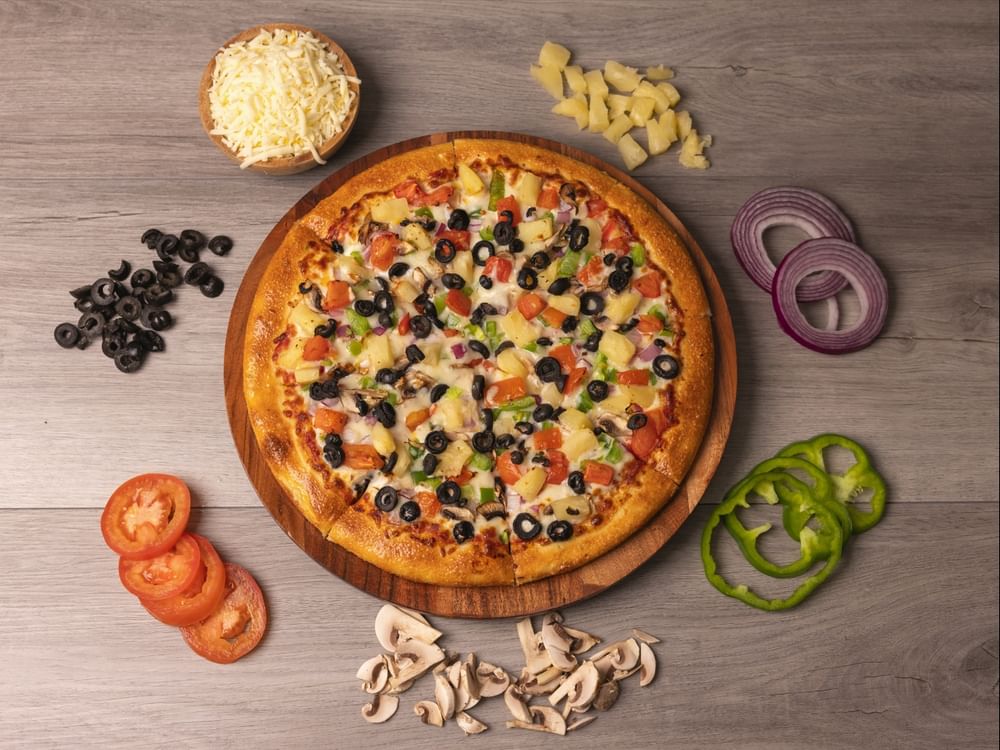Medium Veggie Delight Pizza