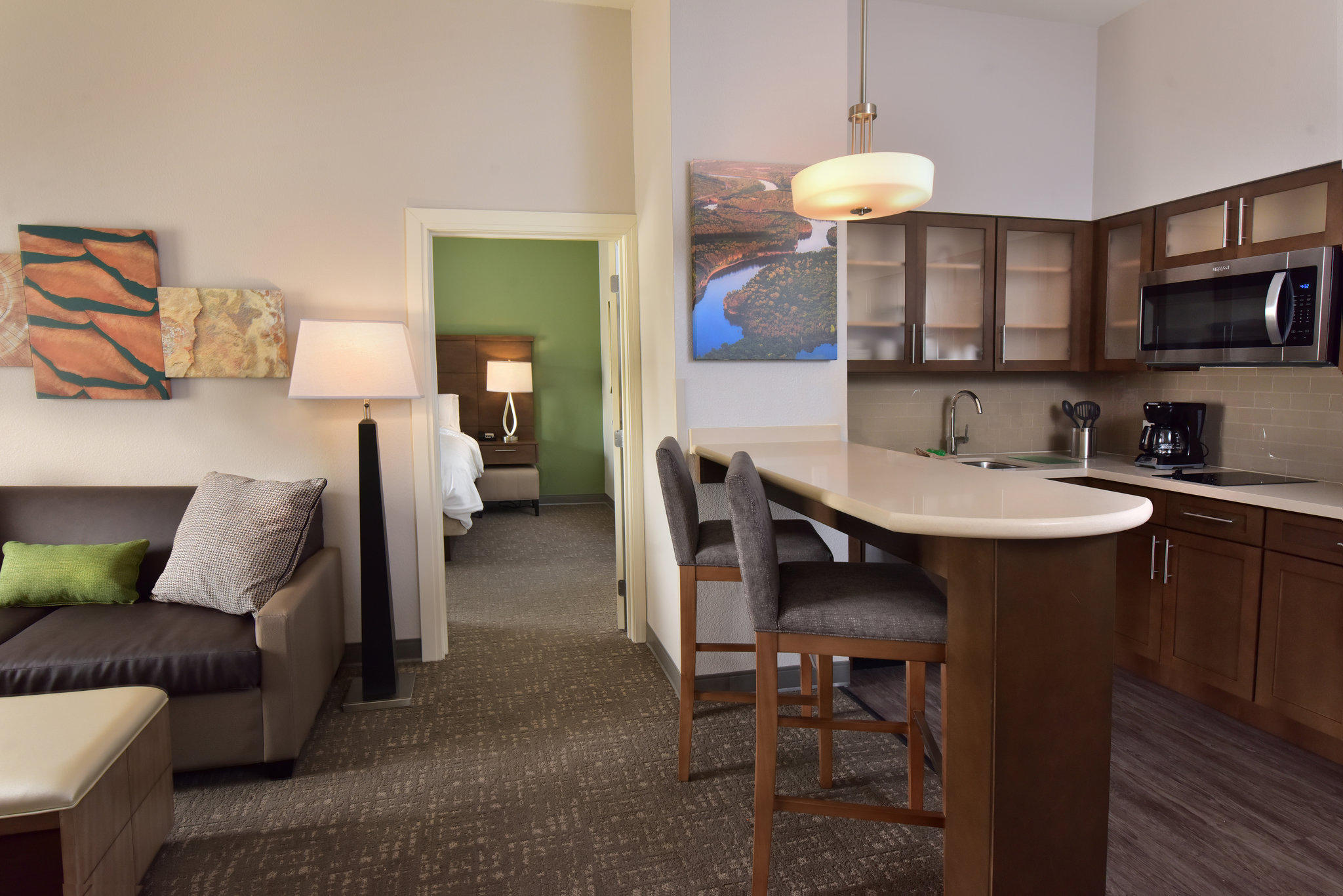 Staybridge Suites Wisconsin Dells - Lake Delton Photo