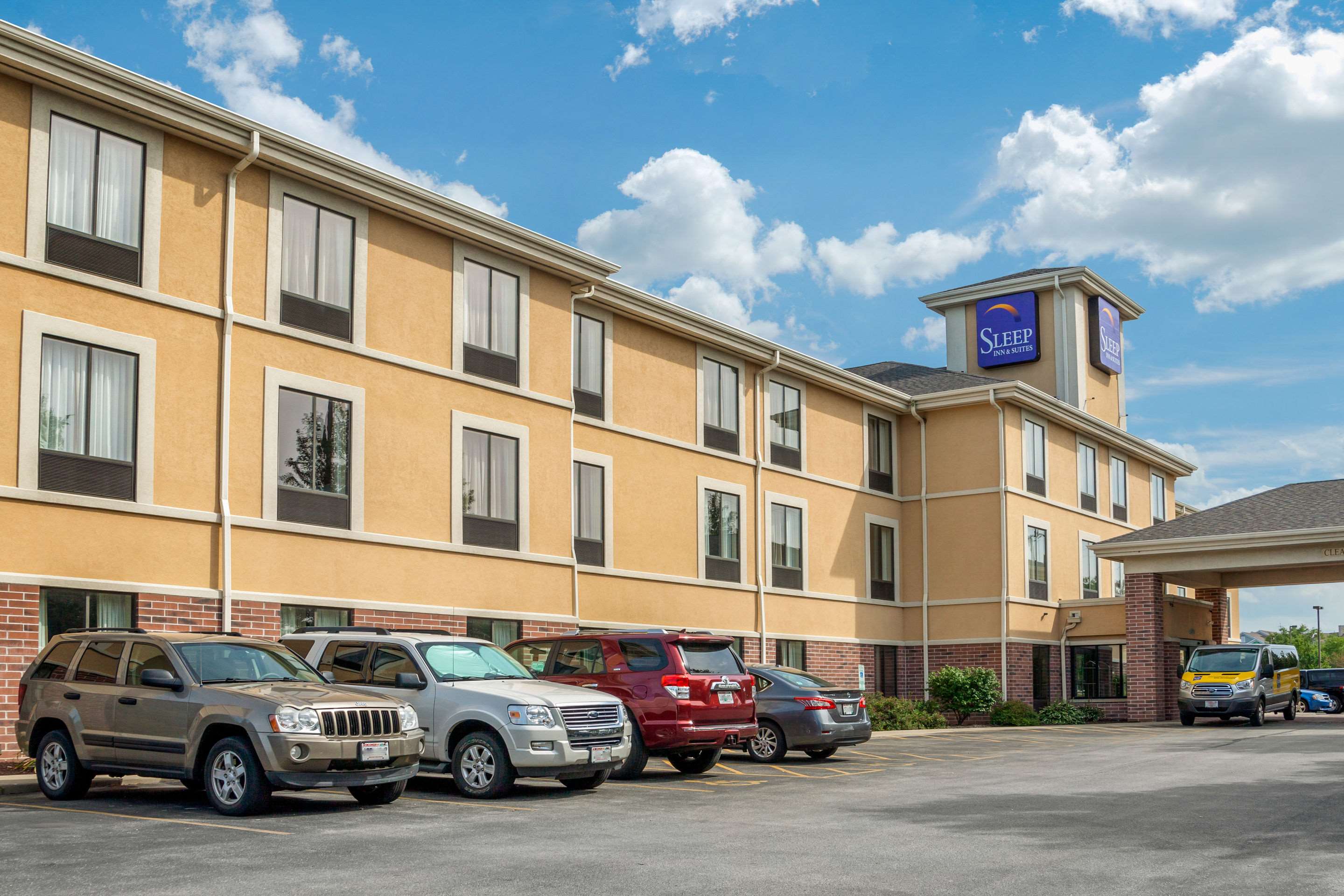 Sleep Inn & Suites Airport Photo