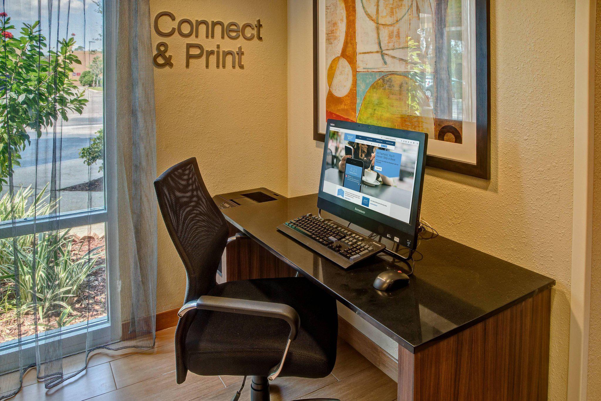 Fairfield Inn & Suites by Marriott Orlando Near Universal Orlando Resort Photo