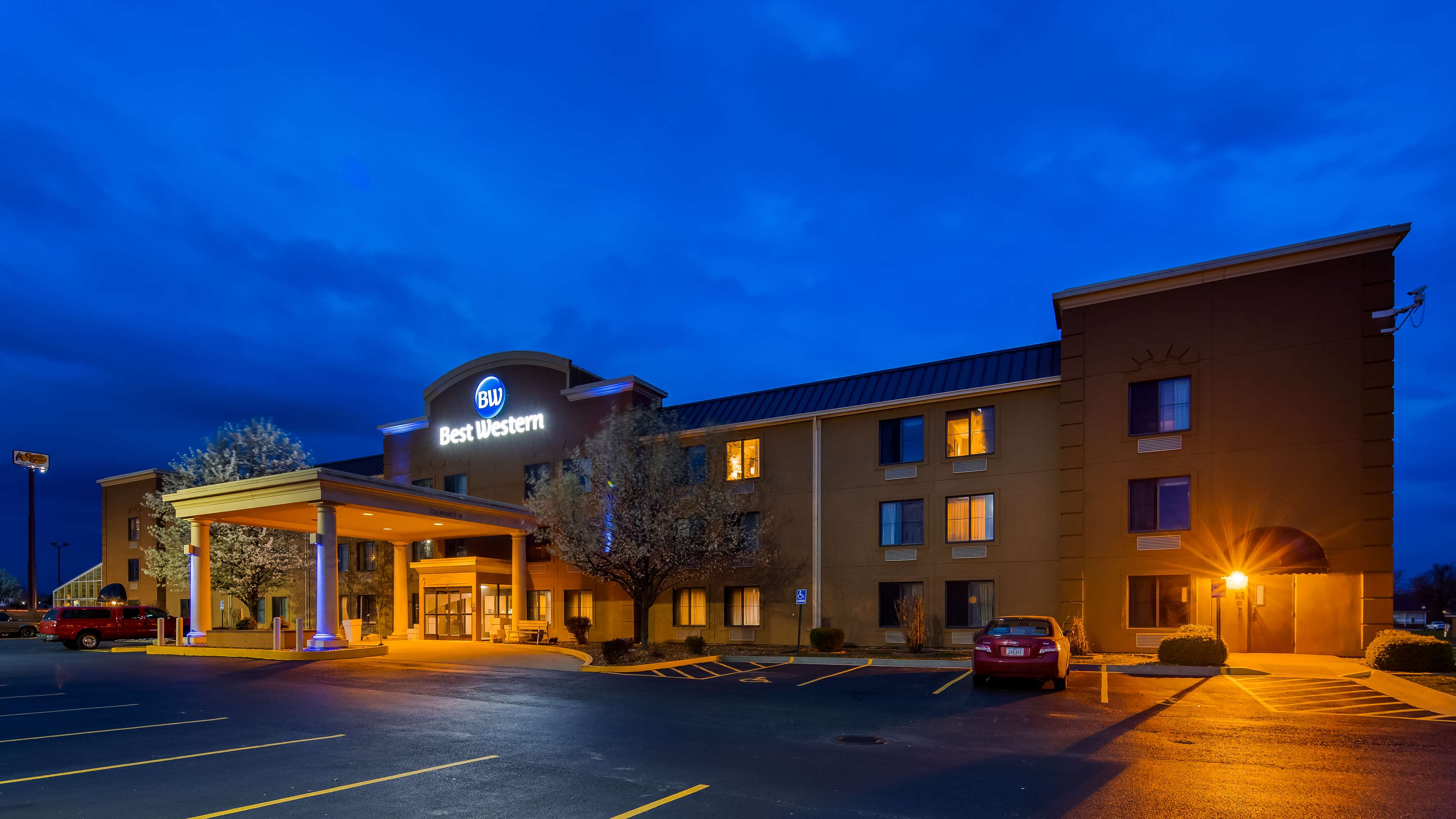 Best Western Marion Hotel Photo