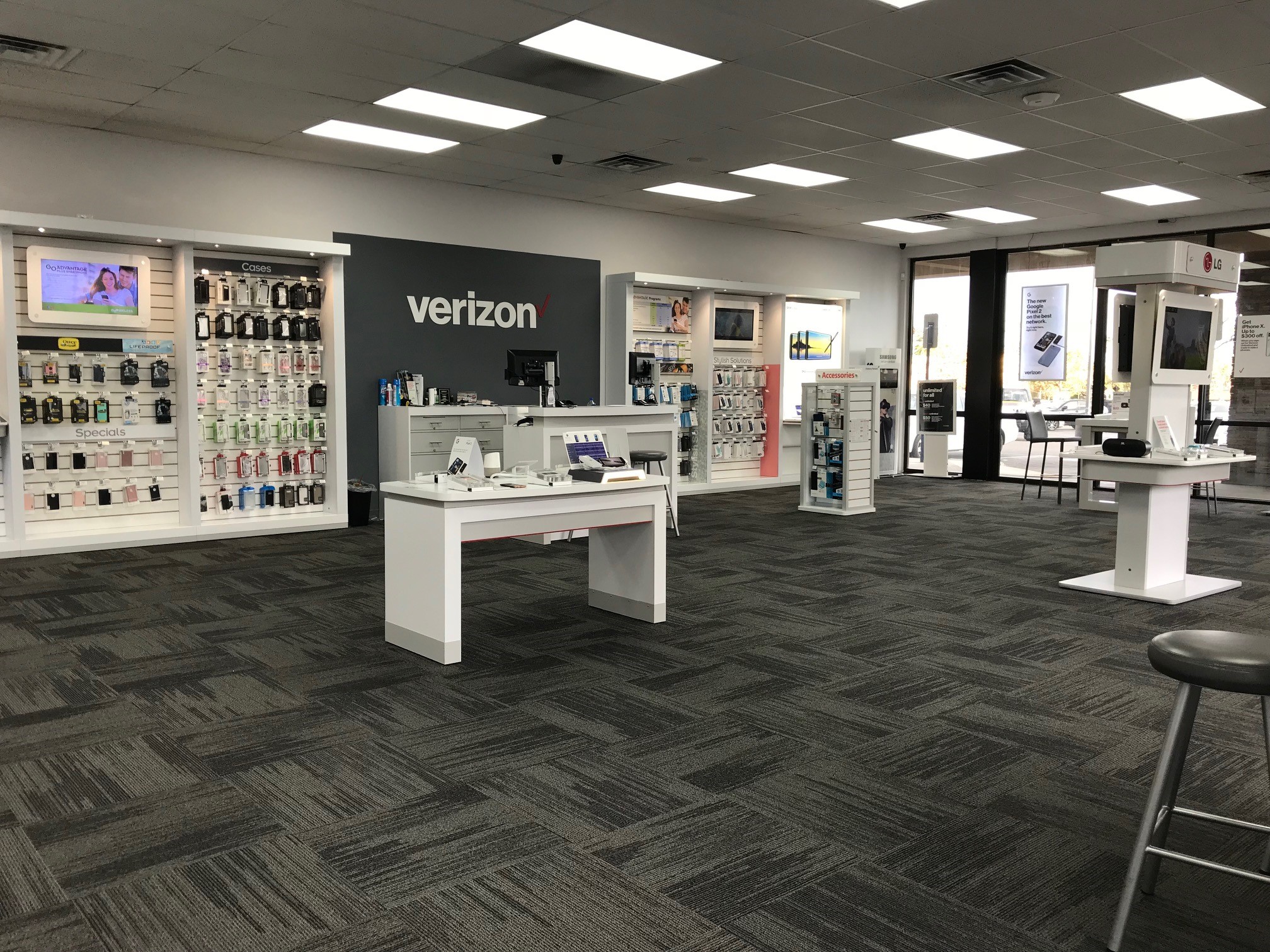 Verizon Authorized Retailer – GoWireless Photo