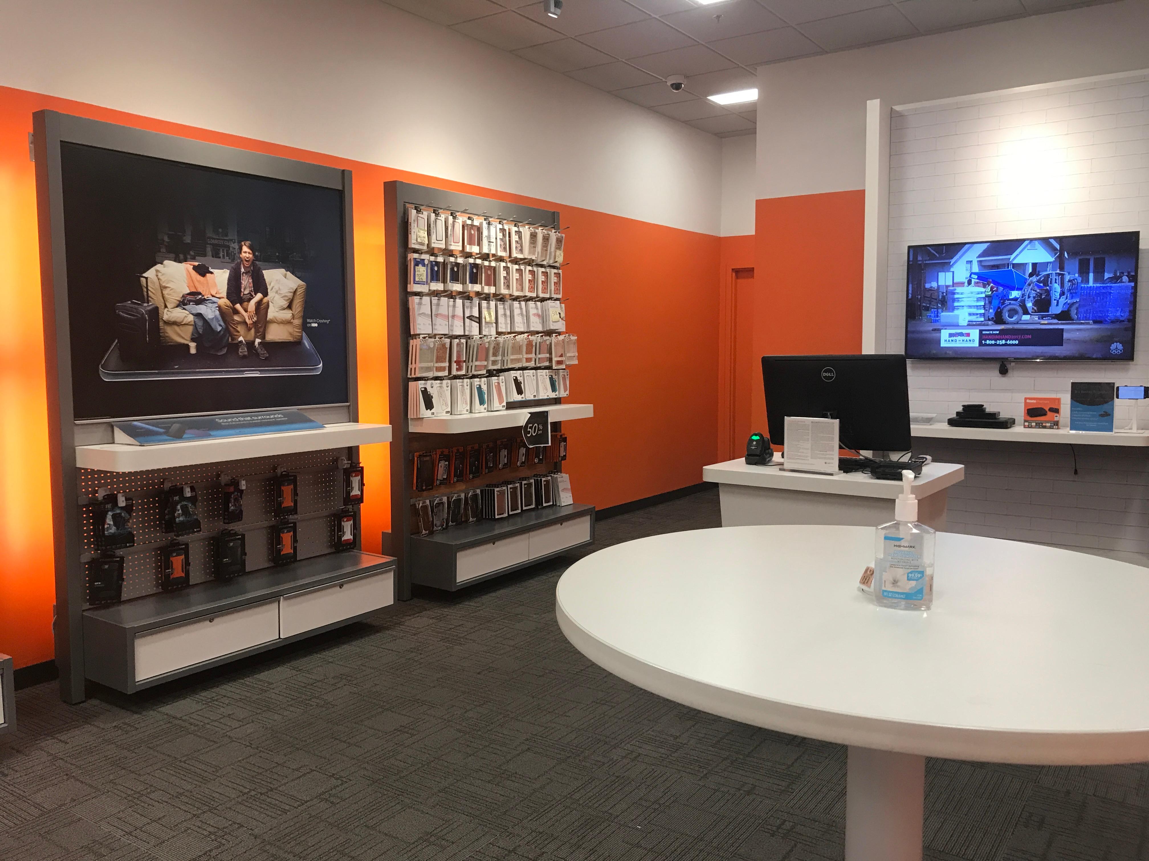 AT&T Store Photo