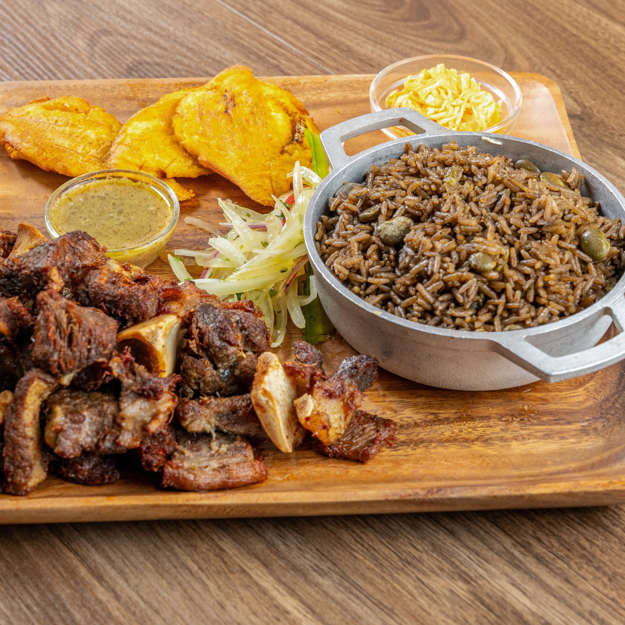 Tassot Cabrit (Goat) & Rice