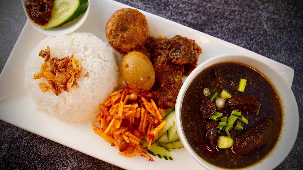 Makassar Rice Platter