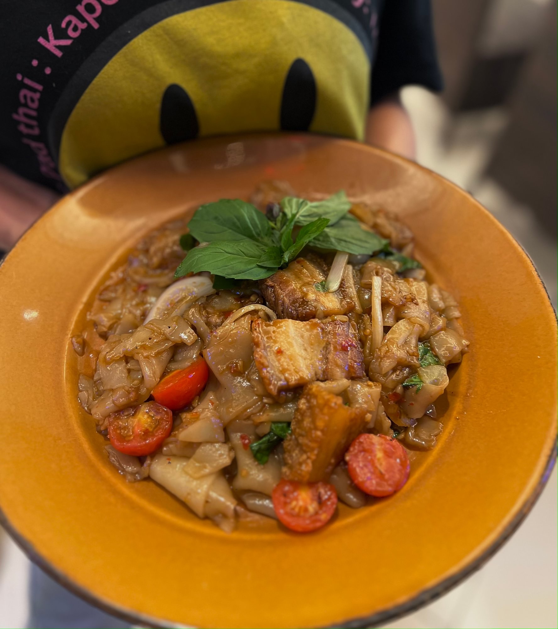Drunken Noodle with Crispy Pork Belly Spicy 🌶 ขี้เมาหมูกรอบ