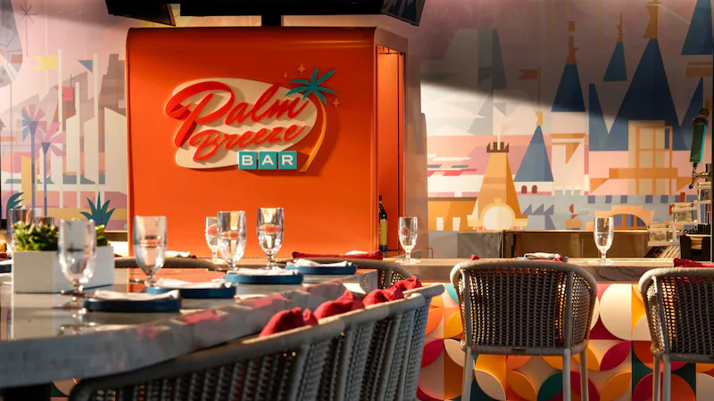 Palm Breeze Bar Image