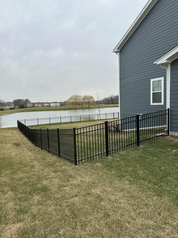 Top Rail Fence Naperville Image
