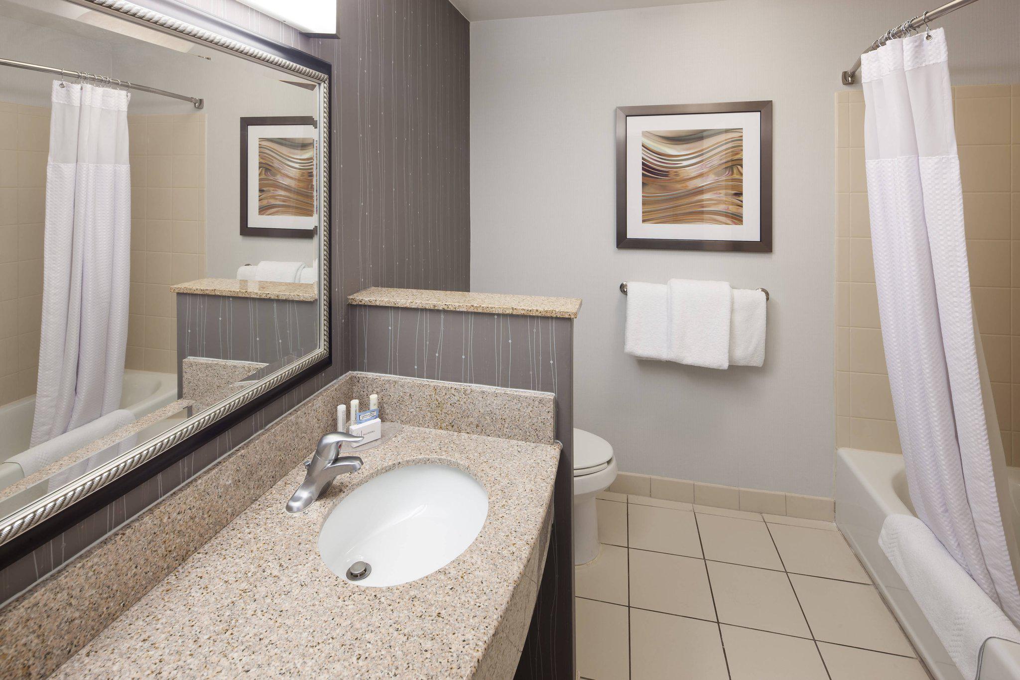 Courtyard by Marriott Birmingham Trussville Photo