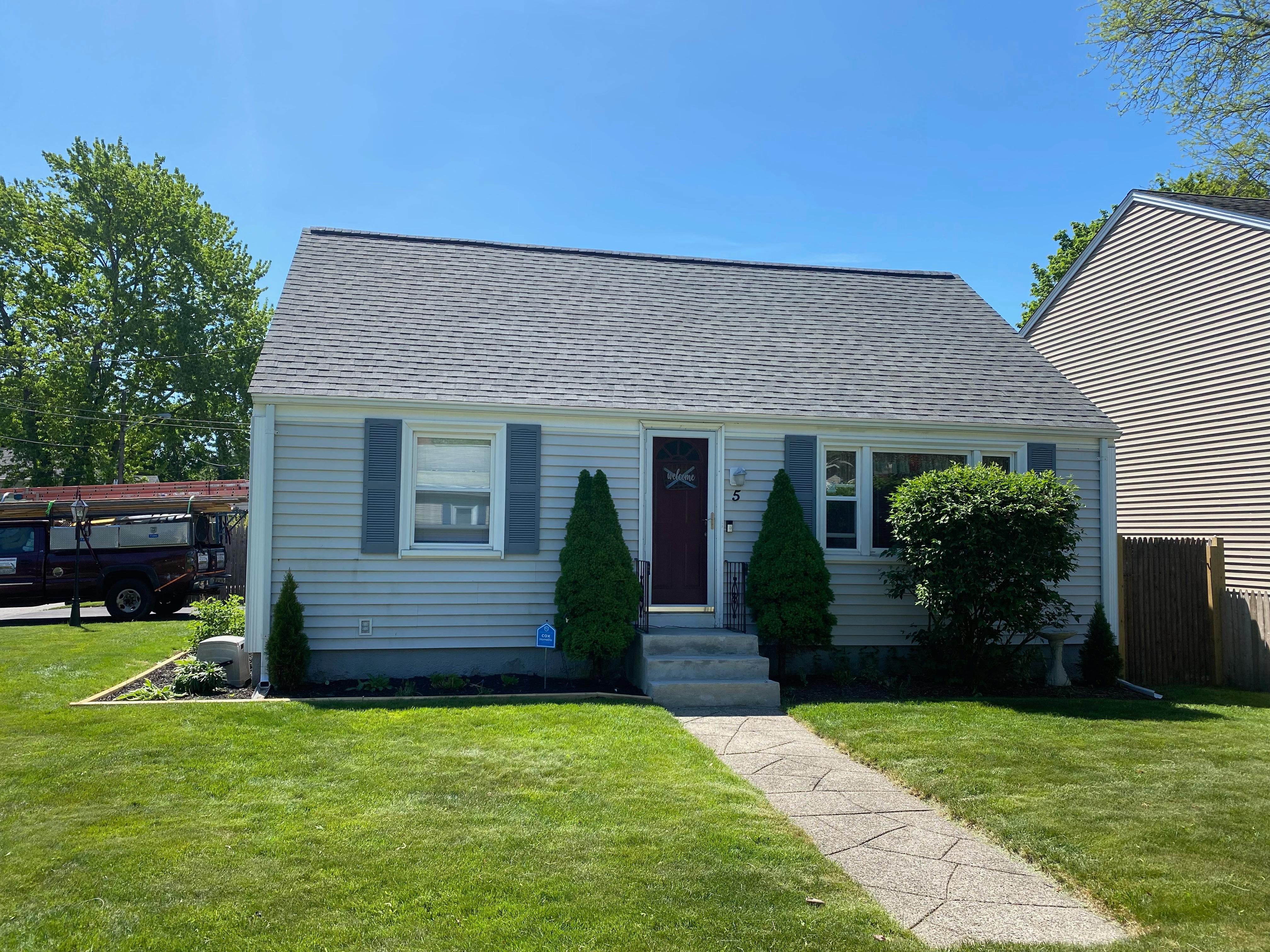 C & J Construction & Roofing, LLC Image