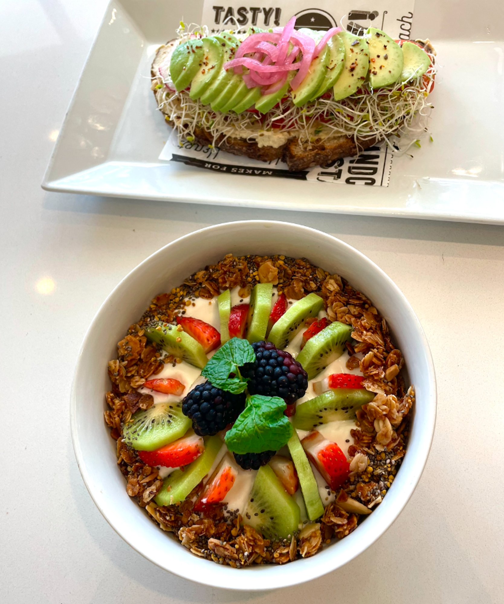 Yogurt & Granola Bowl (GF)