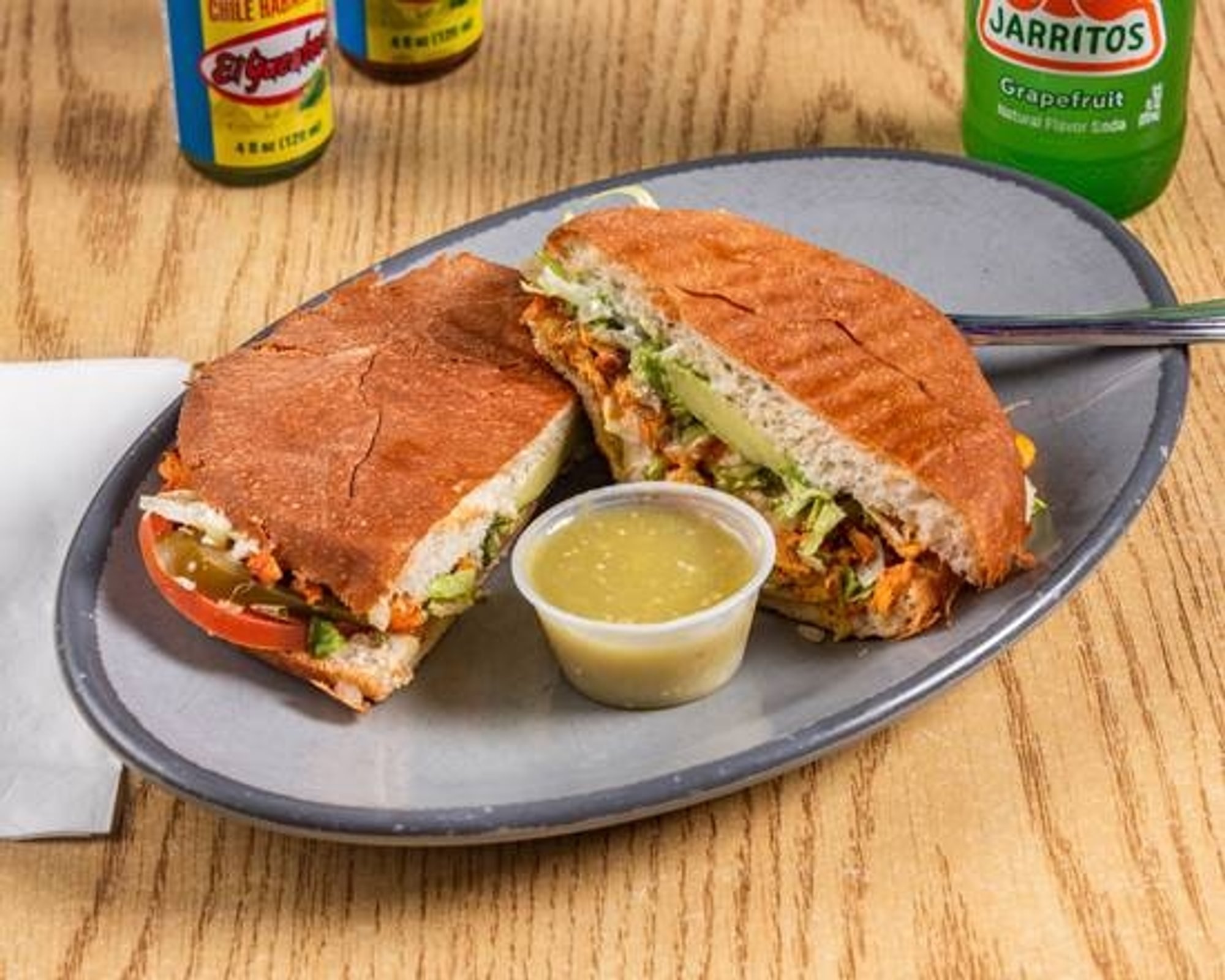 Pollo / Chicken Tortas