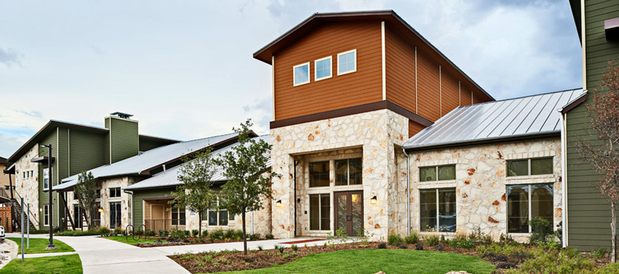 Images Lakeline East Apartments