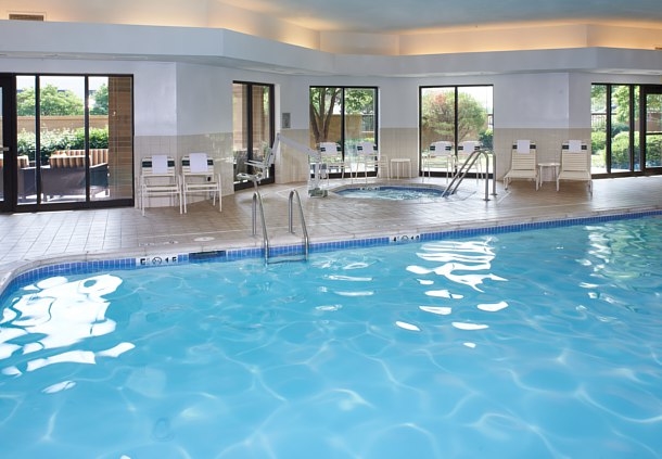 Images Courtyard by Marriott Kansas City Overland Park/Convention Center