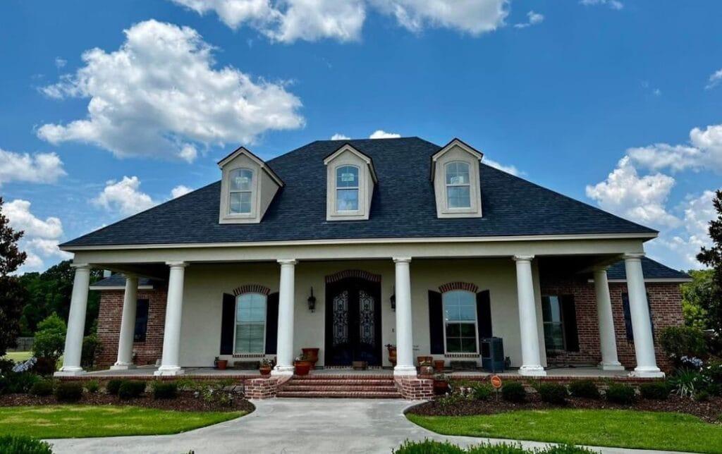 Brown's Roofing Image