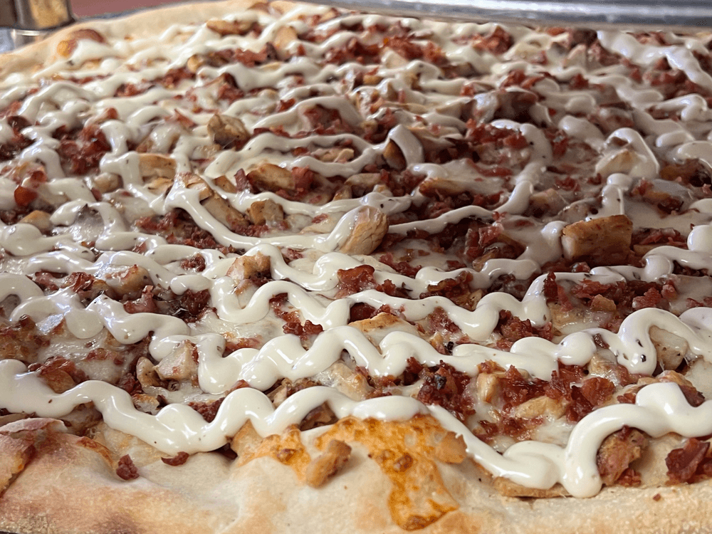 Chicken, Bacon & Ranch Pizza