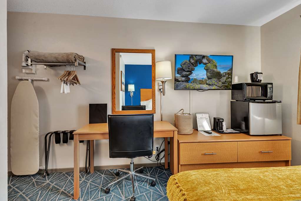 SureStay by Best Western Spicer Image