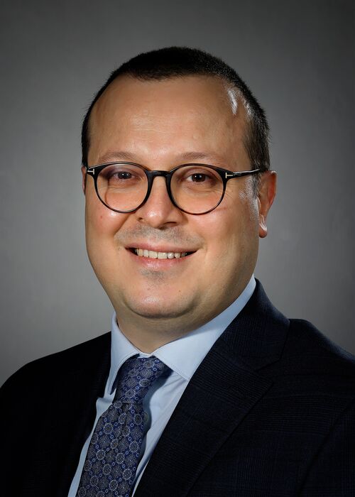 Mehmet Gulmez, MD Logo