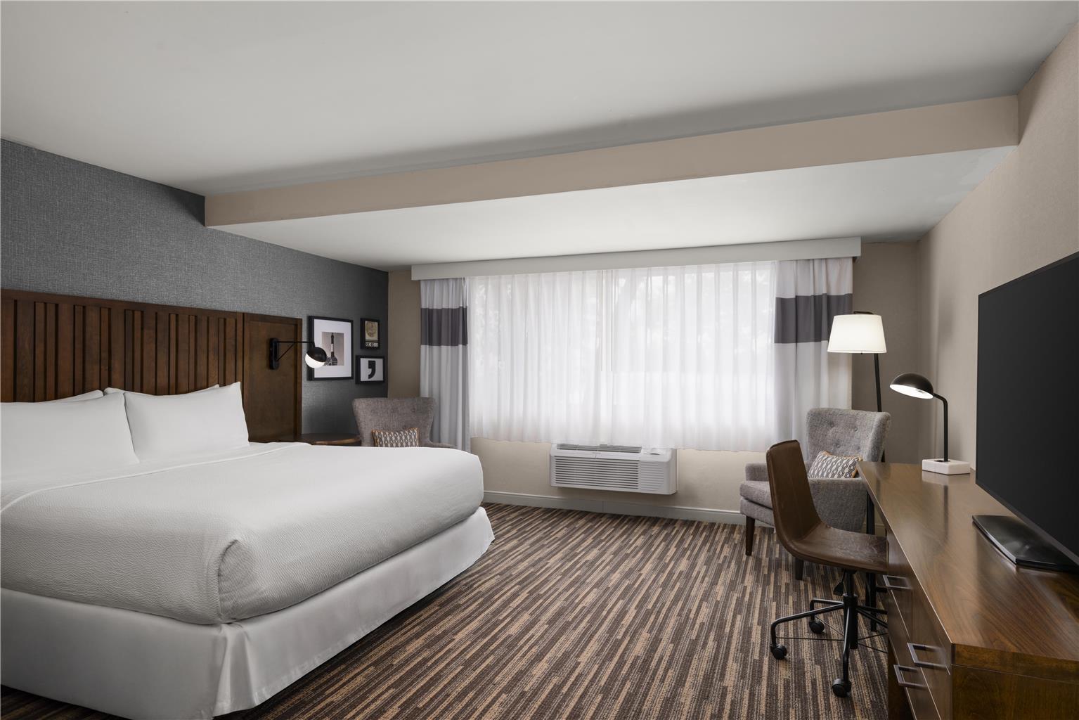 Best Western Premier Plainview-Long Island Hotel Image