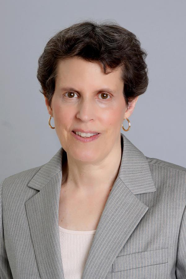 Edward Jones - Financial Advisor: Jane E Norrgard, AAMS® Photo