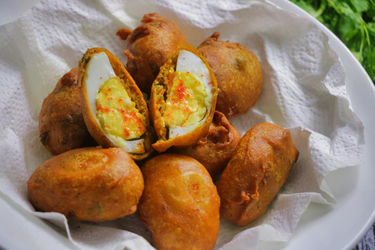 Egg Bonda (1)