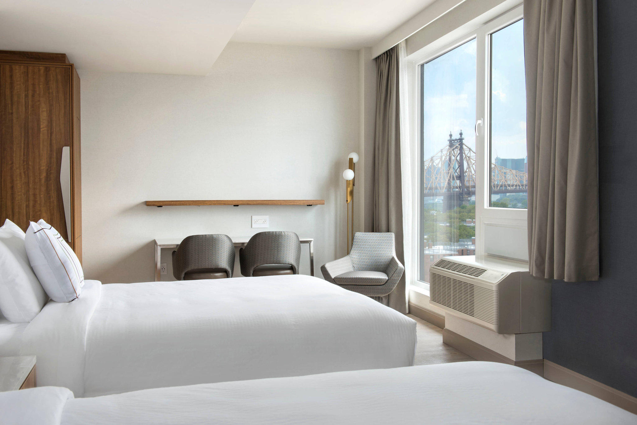 TownePlace Suites by Marriott New York Long Island City/Manhattan View Photo