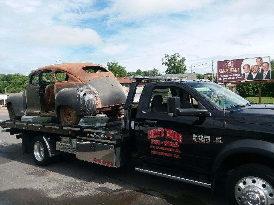 Steve's Towing Photo