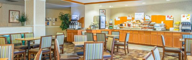 Images Holiday Inn Express & Suites Brattleboro