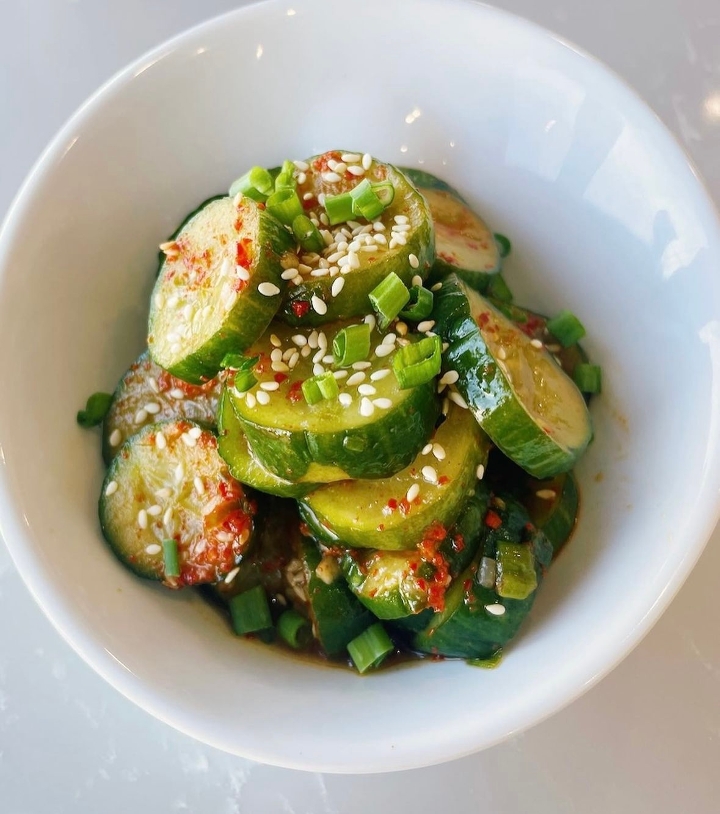 Spicy Cucumbers 蒜蓉黄瓜