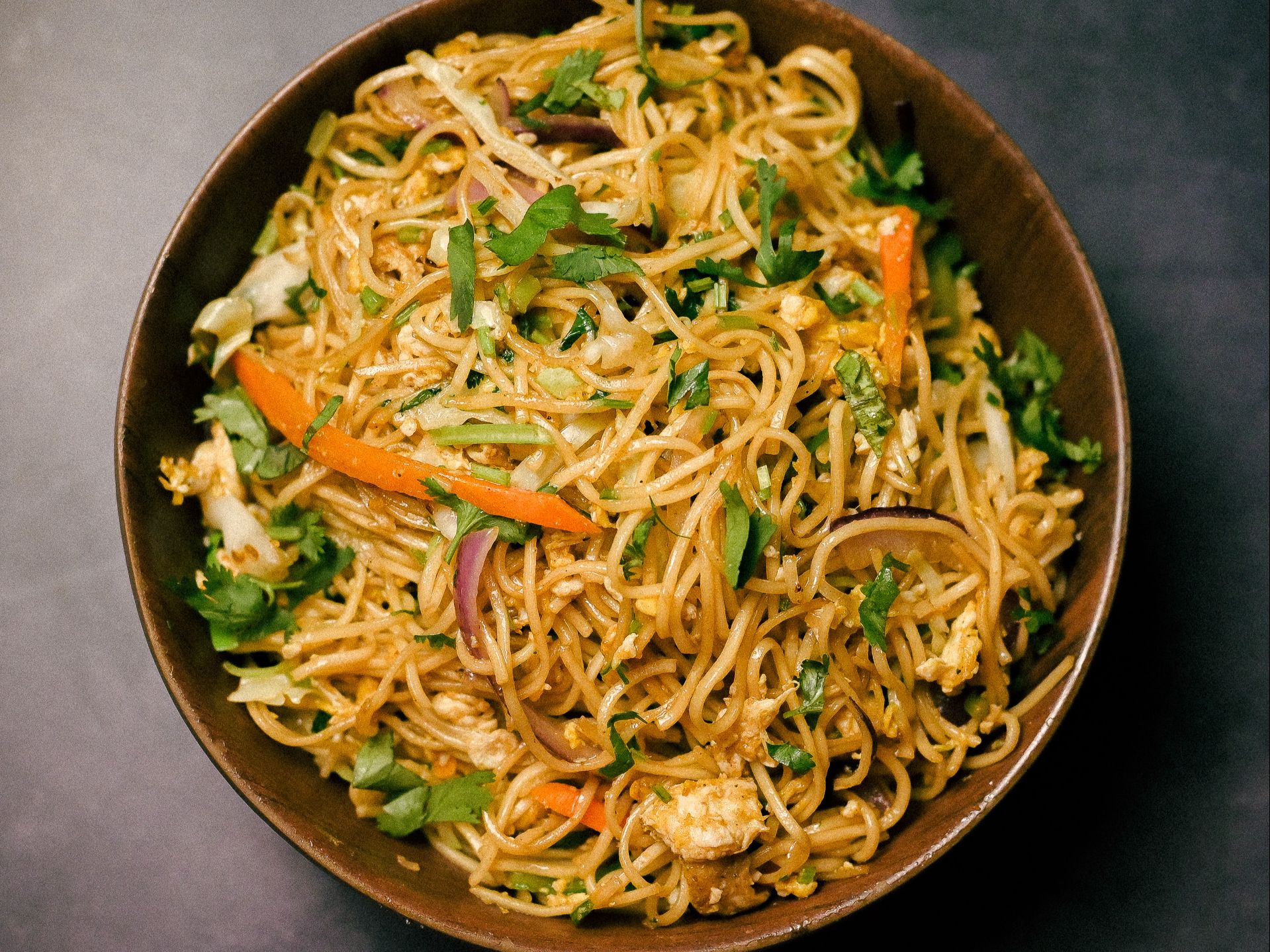 Wok Tossed Hakka Noodles