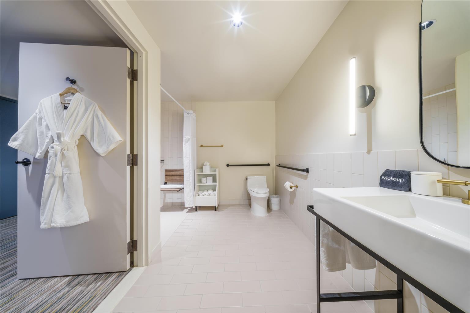 Flamingo Resort and Spa Santa Rosa Sonoma, Tapestry by Hilton Image